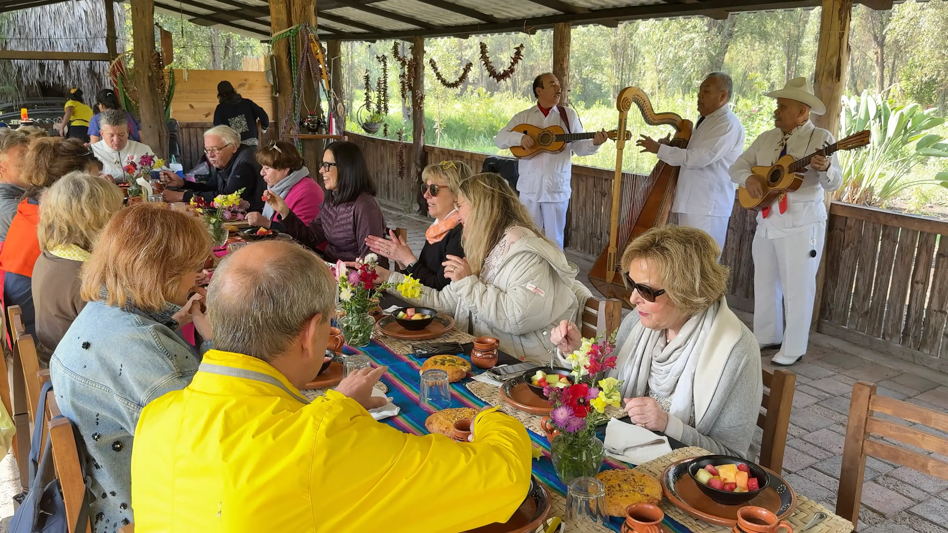 Breakfast on the chinampa